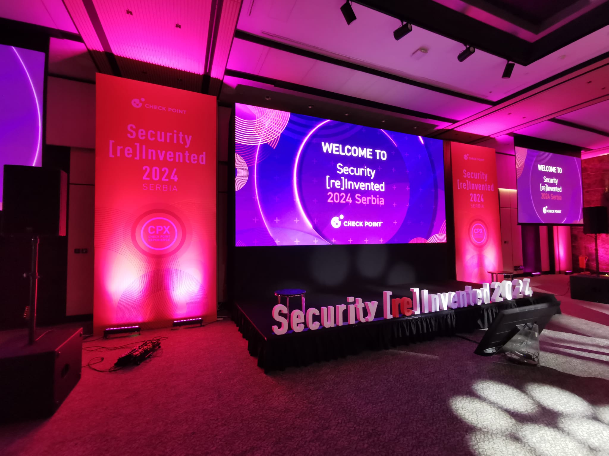 Video produkcija i LED ekrani MASTERS33